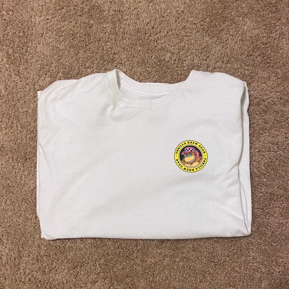 White t-shirt